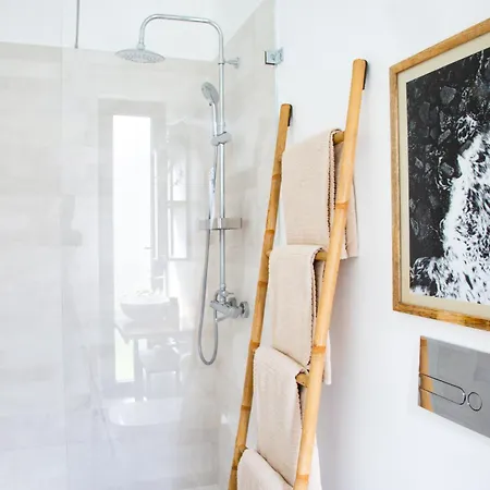 Praceta Porthaus - Entire Private Main Casa de Férias Santo Isidoro