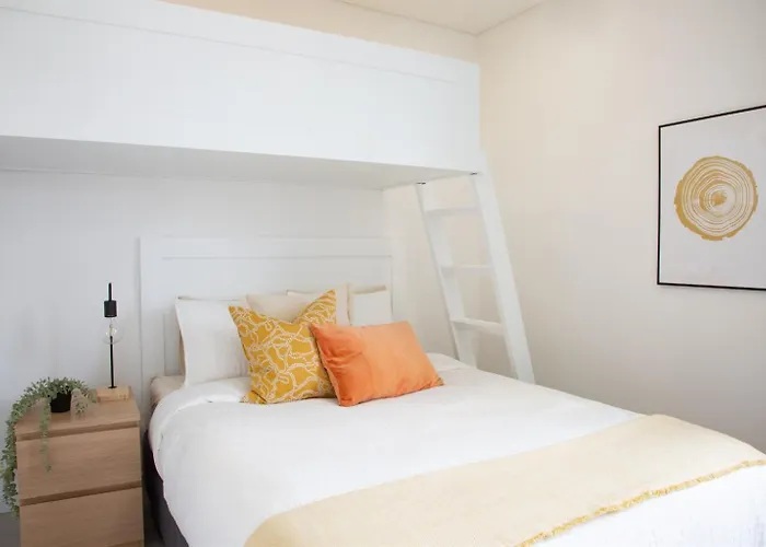 Praceta Porthaus - Entire Main House Perfect For Families Traveling Together Casa vacanze
